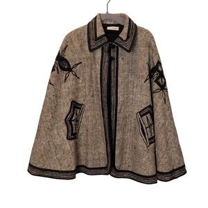 Vintage 70s Sombol Handmade Guatemala Wool Embroidered Capelet Poncho Jacket